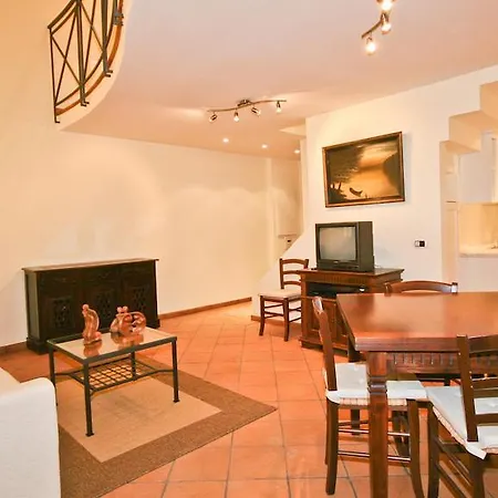Apartment In Trastevere *